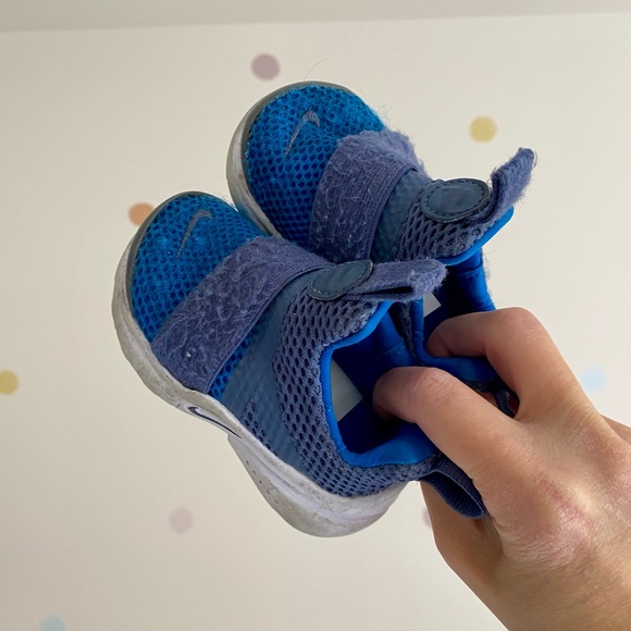 Nike | toddler sneakers - Picture 2 of 6